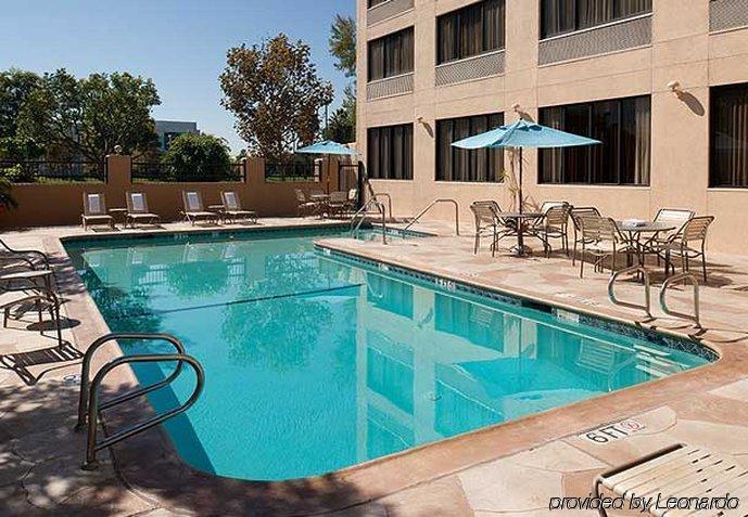 מלון Courtyard By Marriott Cypress Anaheim / Orange County מתקנים תמונה