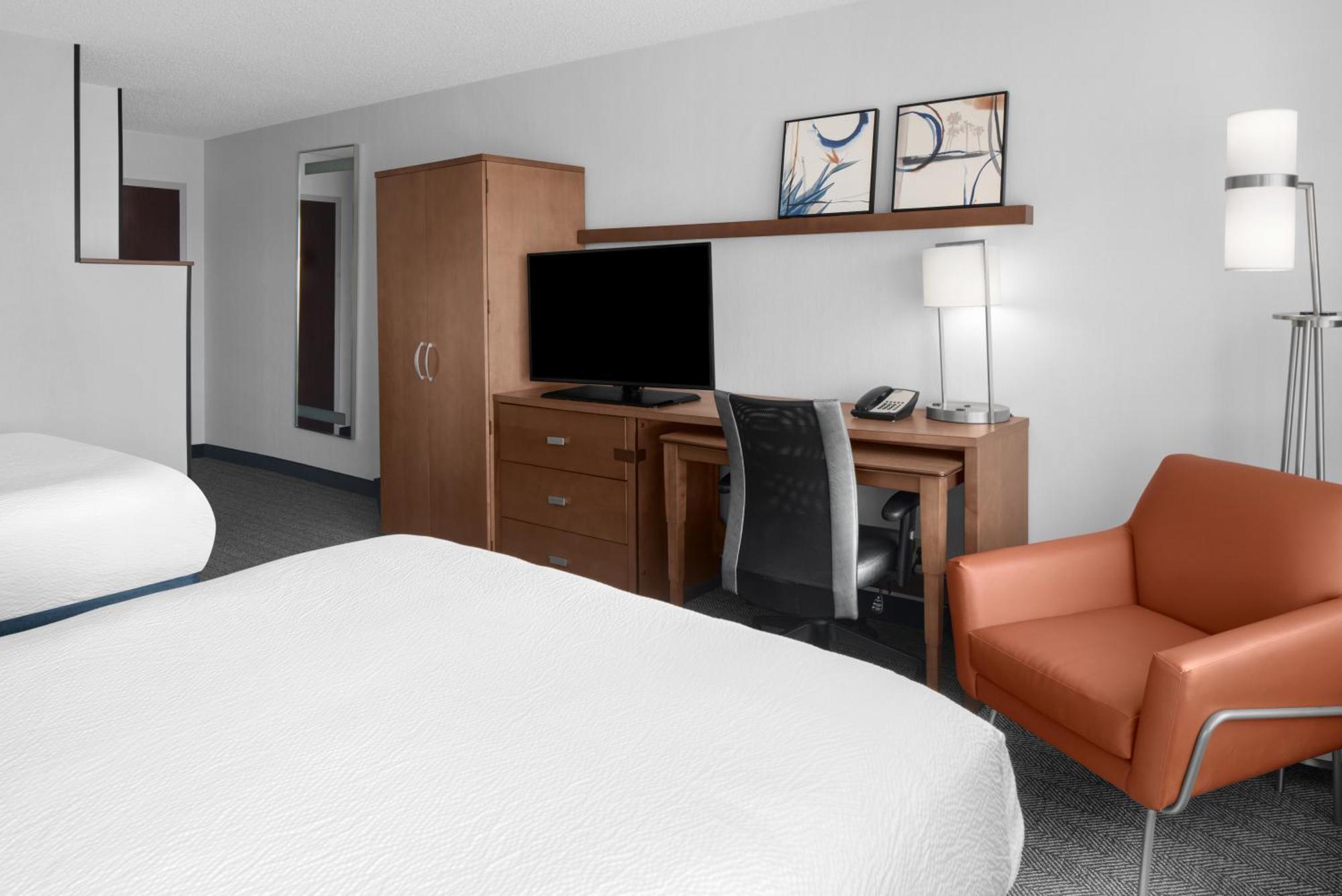 מלון Courtyard By Marriott Cypress Anaheim / Orange County מראה חיצוני תמונה